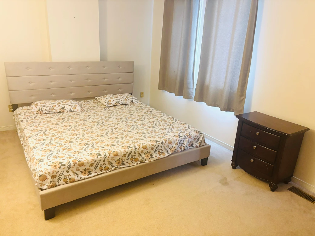 Full bedroom set- from the Brick - photo 3