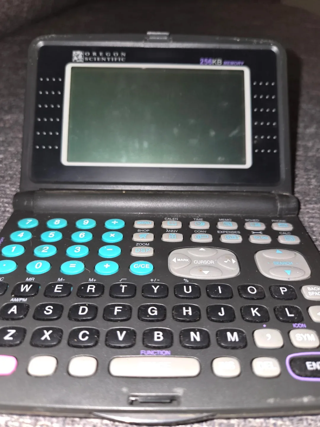 #cleanout Oregon Scientific AM888F Electronic Organizer