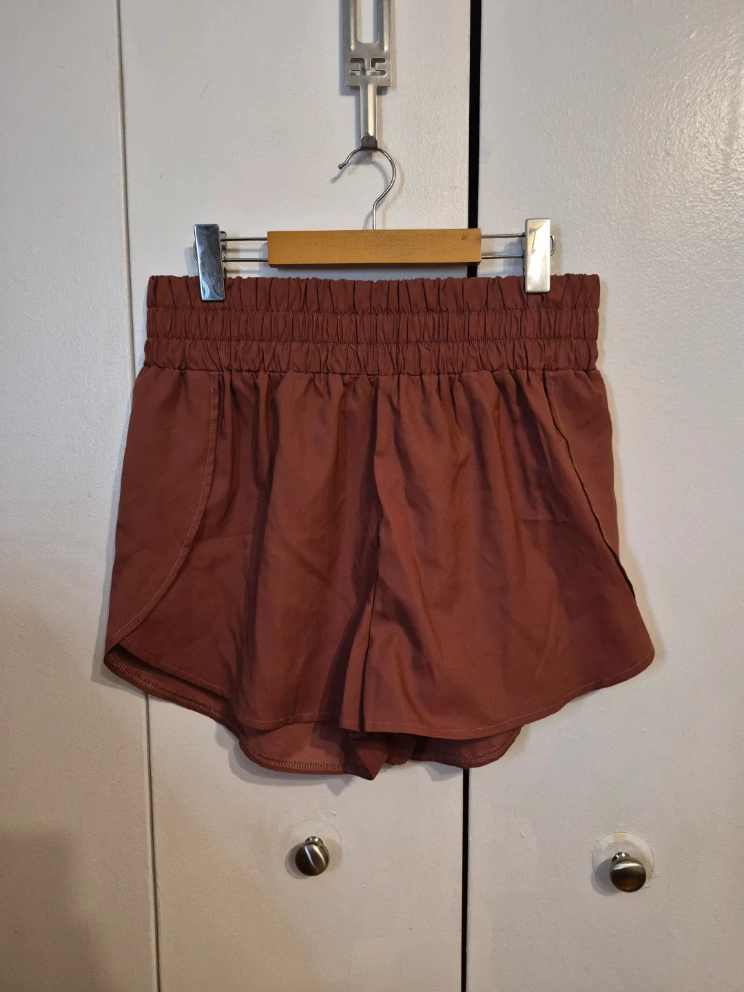 Workout attire image indicator(4)