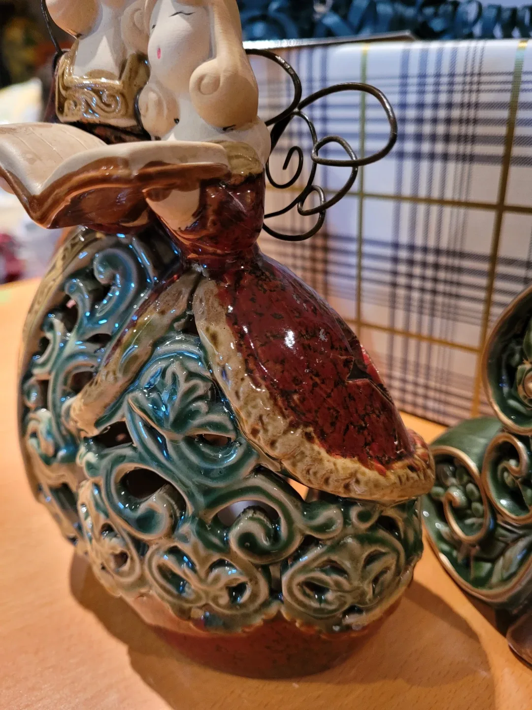 Vintage Christmas Tree & Angel Figurines image indicator(4)