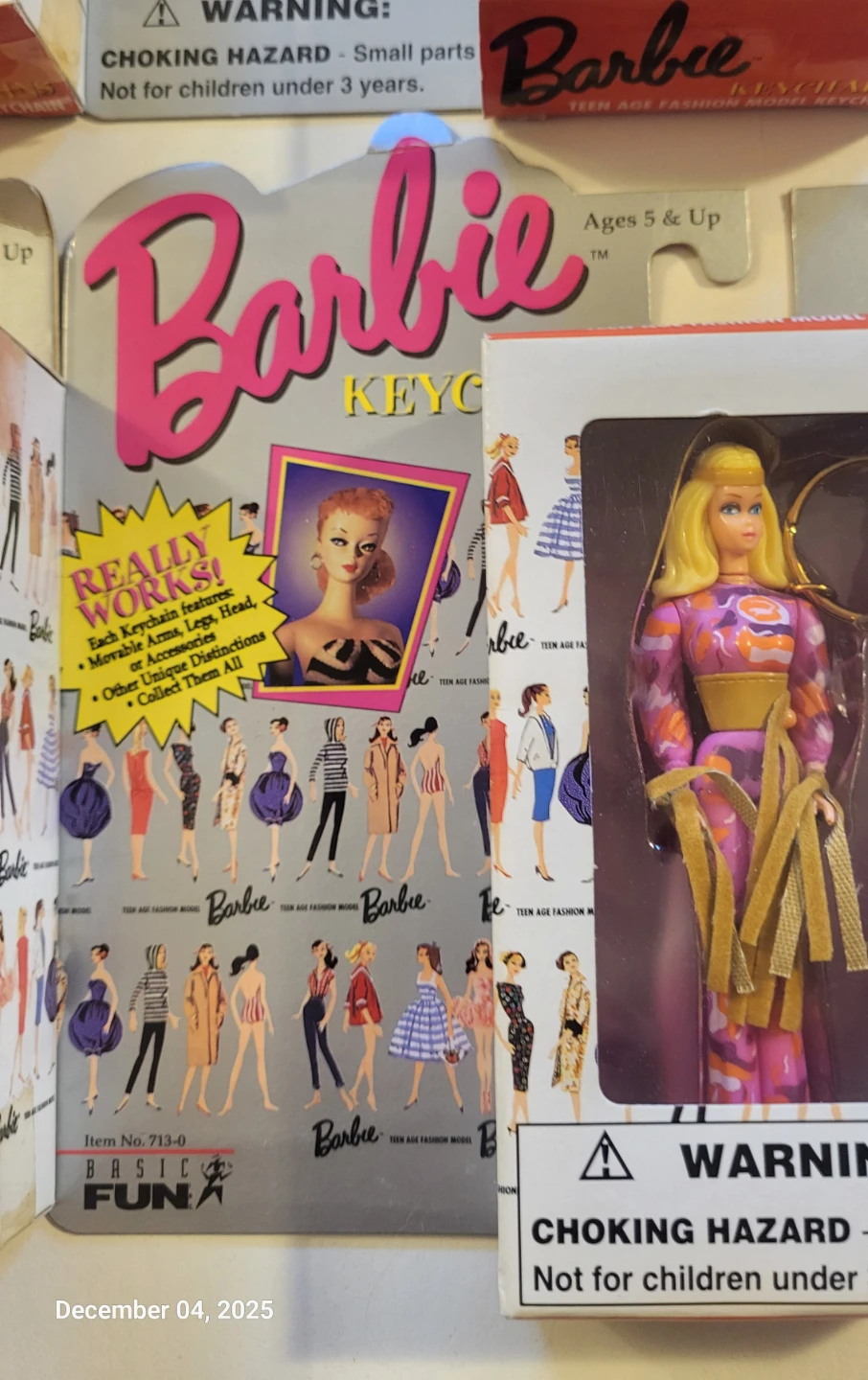 Vintage Barbie & Ken Keychain Dolls - New in Box! - photo 3