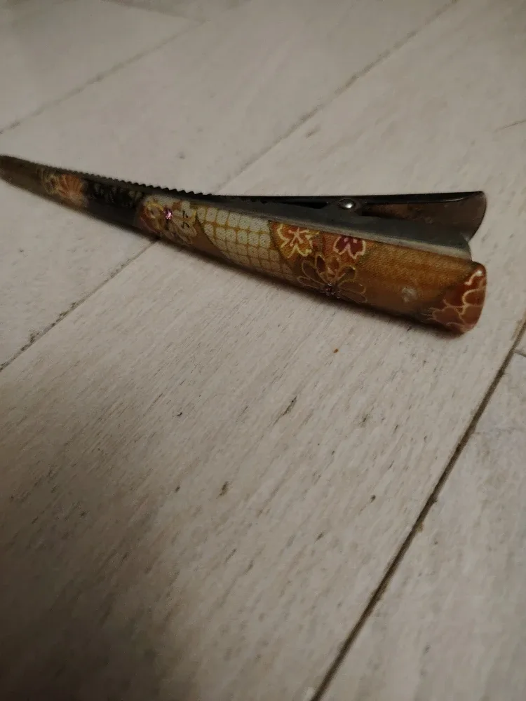 ♻️Hair Clip with Floral Pattern