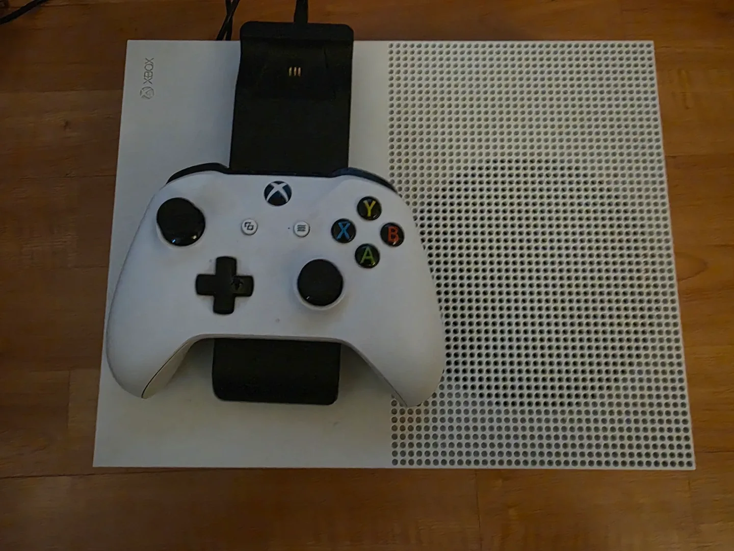 Xbox One S Console and Games Bundle image indicator(2)