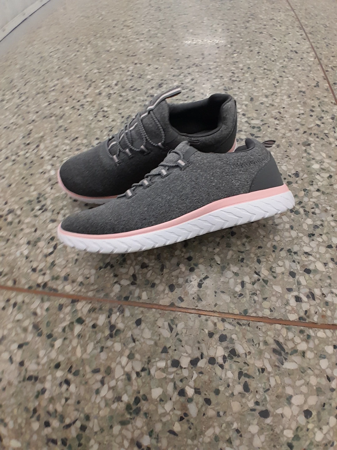 Athletic Works Grey & Pink Running Shoes Women's Size 9 - photo 2