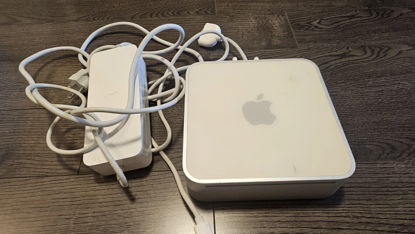 Apple Mac Mini with Power Adapter
