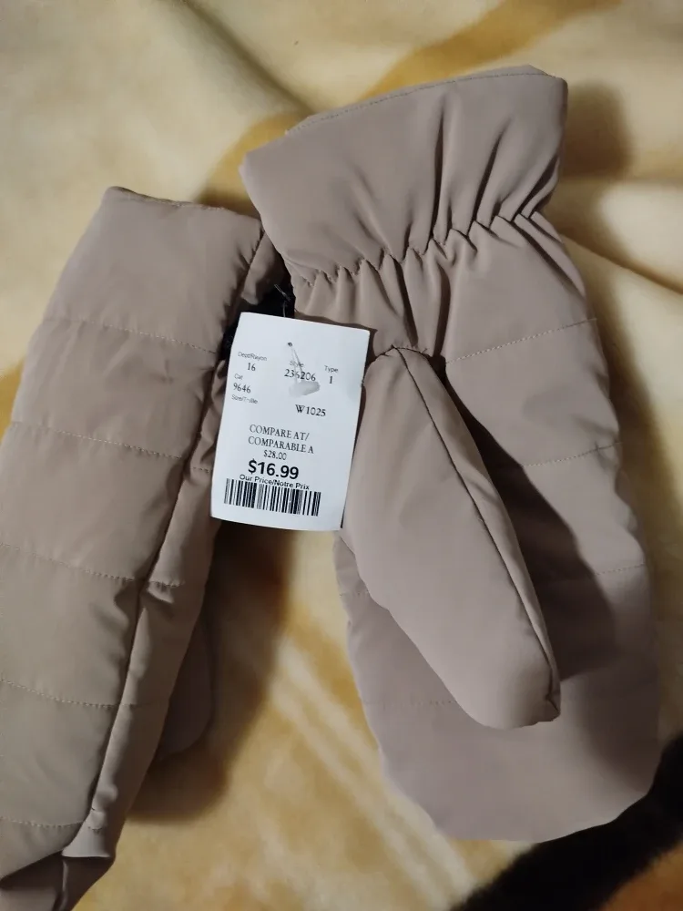 Beige Puffer Mittens - New with Tags!
