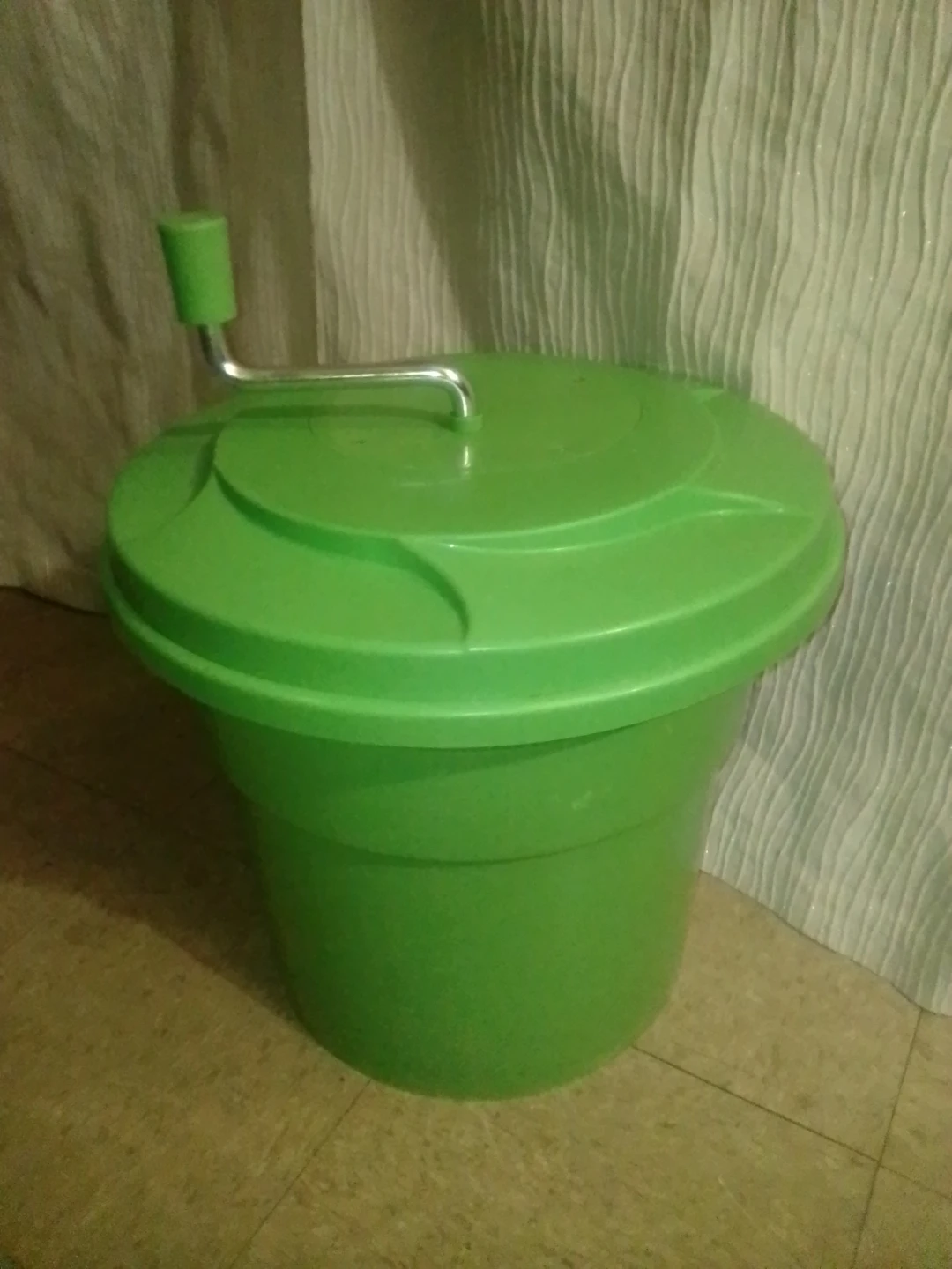 Green Salad Spinner
