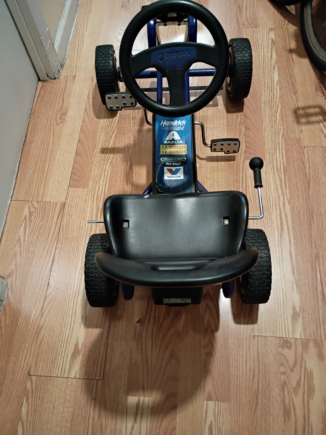 Hendrick Motorsports Pedal Go-Kart - photo 4