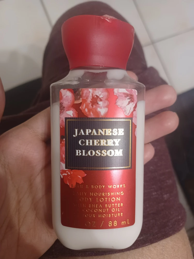 Bath & Body Works Japanese Cherry Blossom Lotion