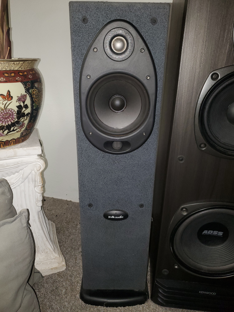 speakers - photo 3