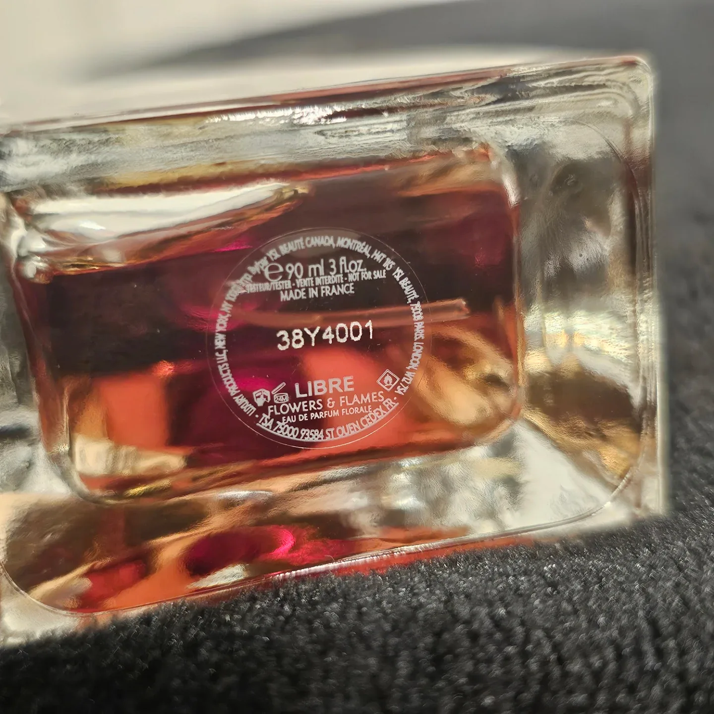 Yves Saint Laurent Libre Flowers & Flames 90ml *TESTER BOTTLE* image indicator(3)