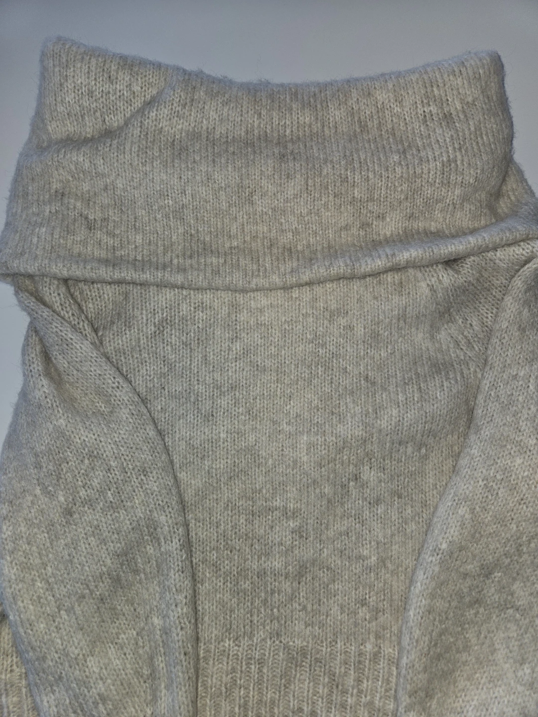 H&M Oatmeal Coloured Sweater - photo 2