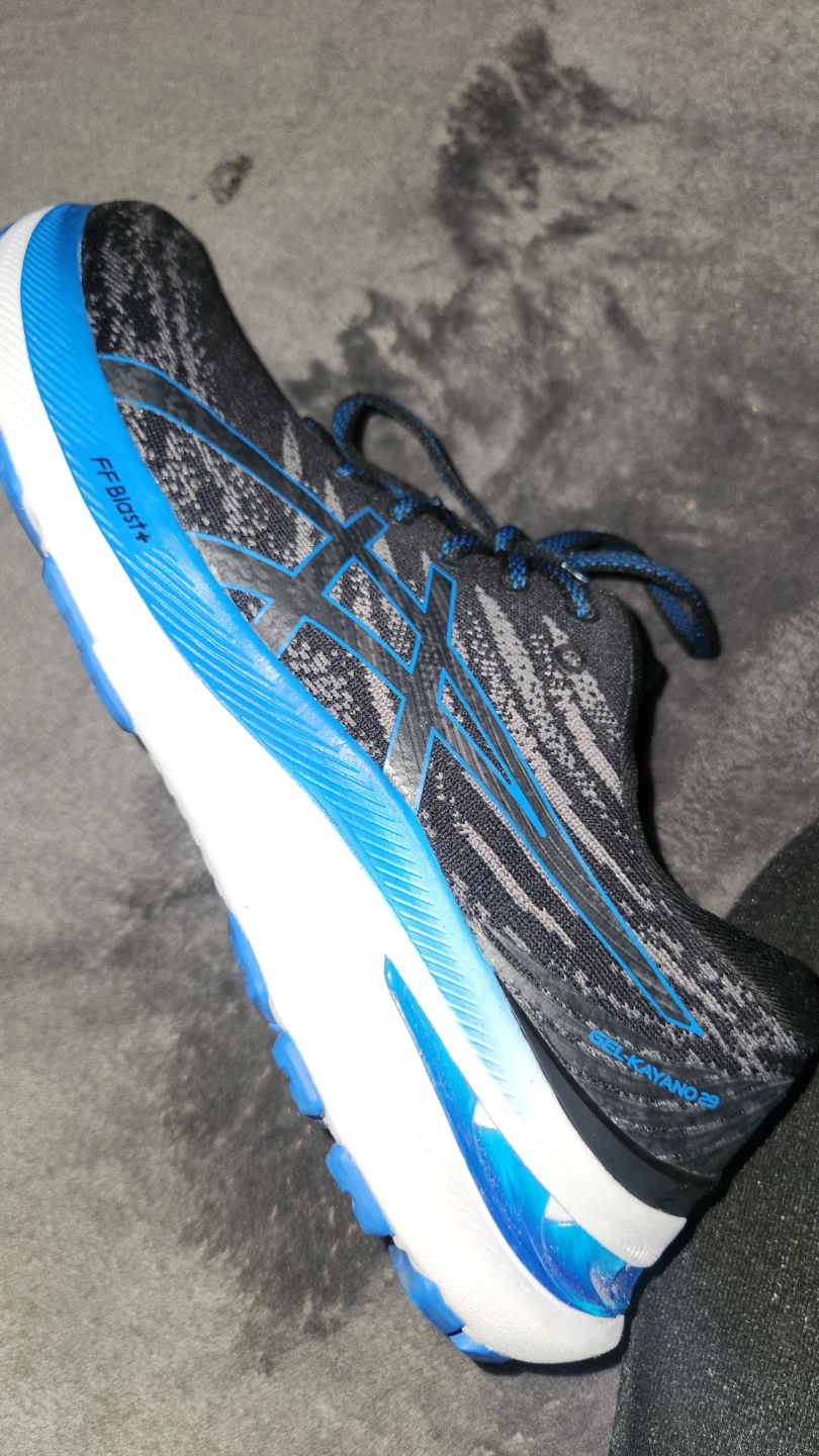 2022 Asics Gel Kayano 29 'Black Electric Blue'