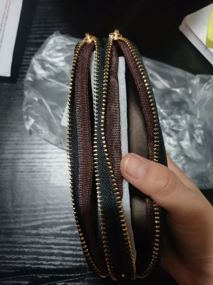 Black wallet image indicator(2)