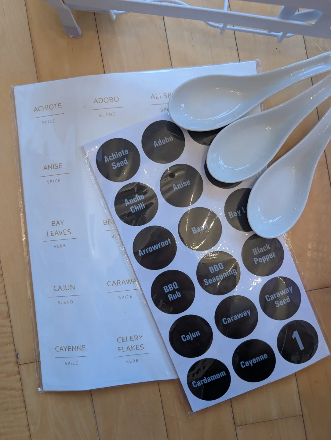 Lot of kitchen items - dish drying rack, soup spoons, basket image indicator(2)