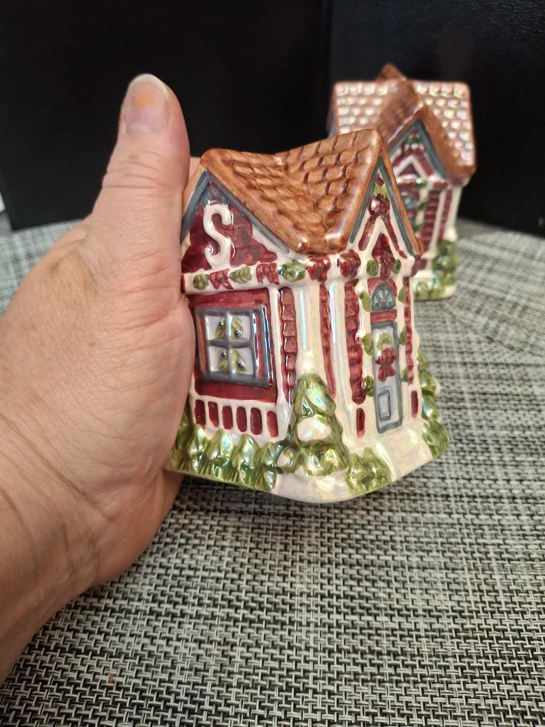 Ceramic Christmas Village House Salt and pepper shakers image indicator(2)