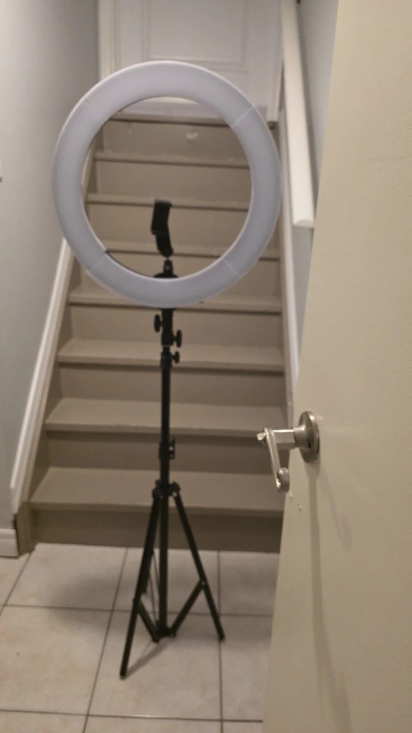 Ring Light with extendable Tripod Stand - photo 2