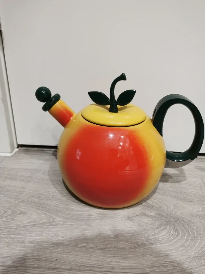 Apple Teapot