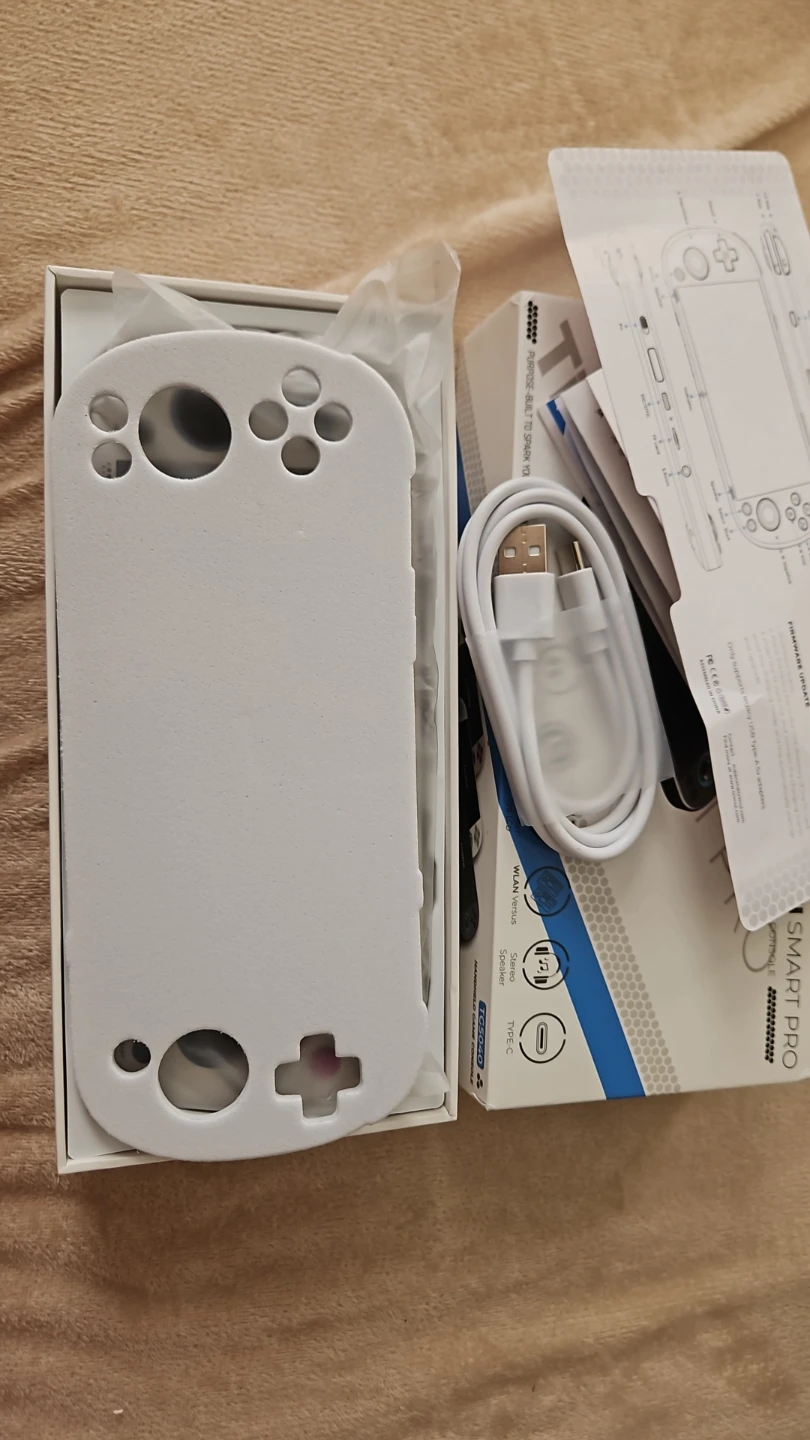 New Trimui Smart Pro Handheld Game Console - photo 3