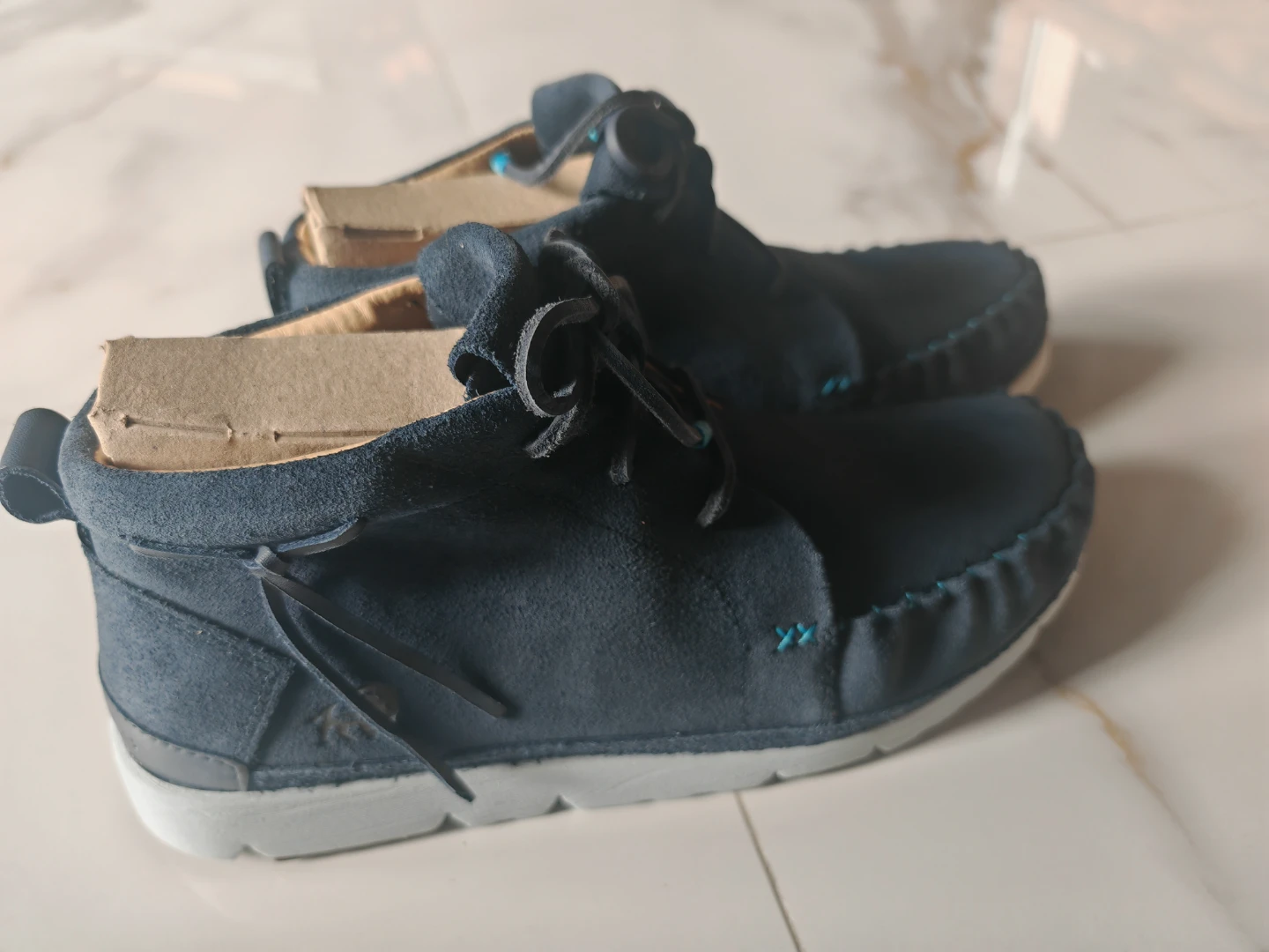 Manitobah Forager Moccasin - Navy, Size 10 (New) - photo 2