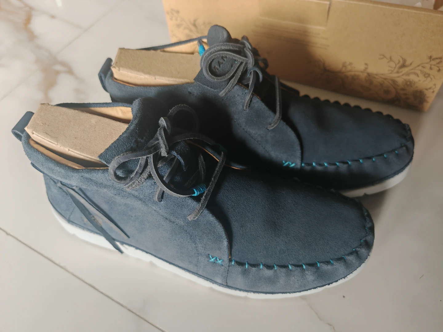 Manitobah Forager Moccasin - Navy, Size 10 (New) - photo 3