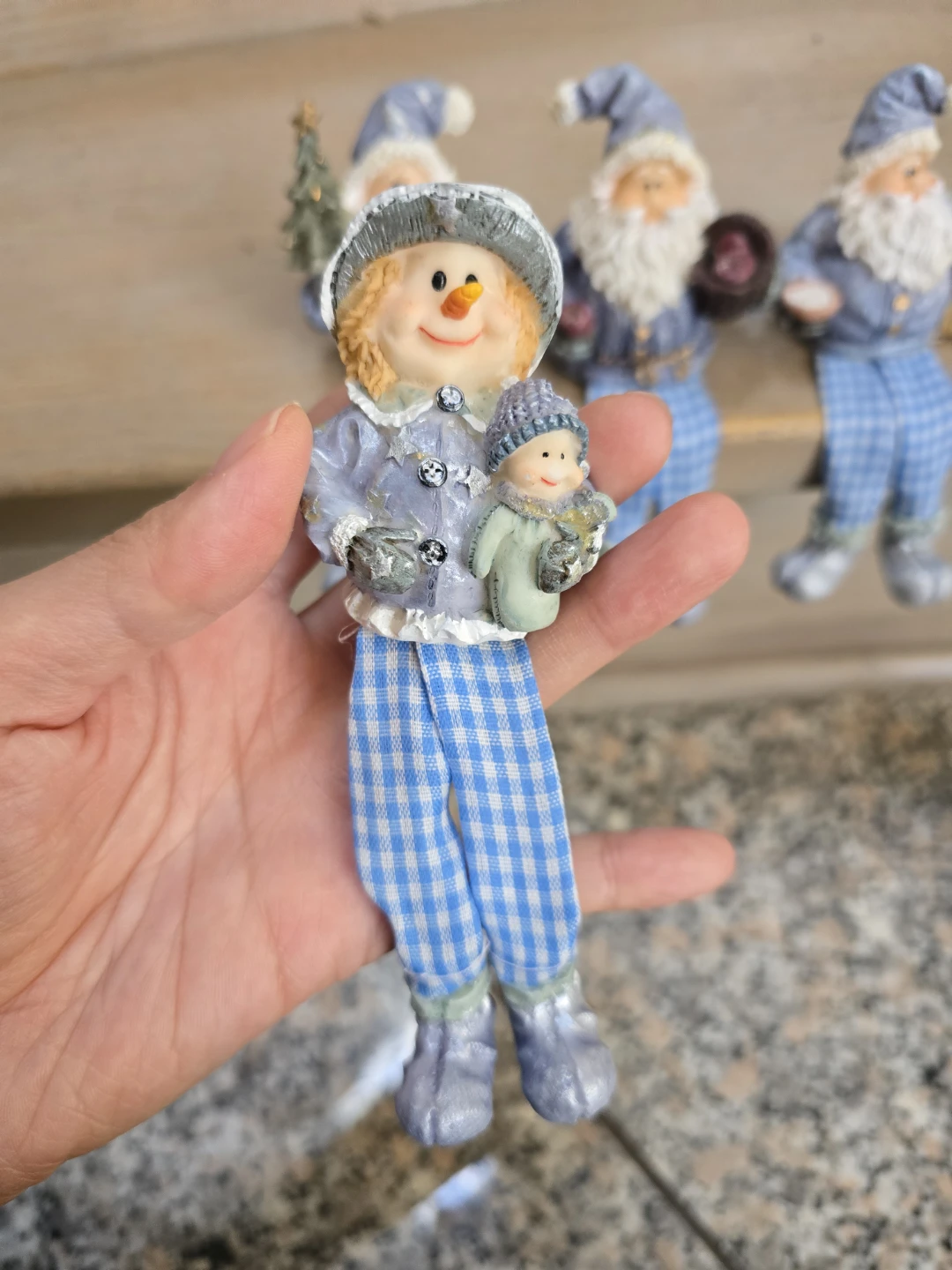 4 Dangly Leg Christmas Figurines - photo 2