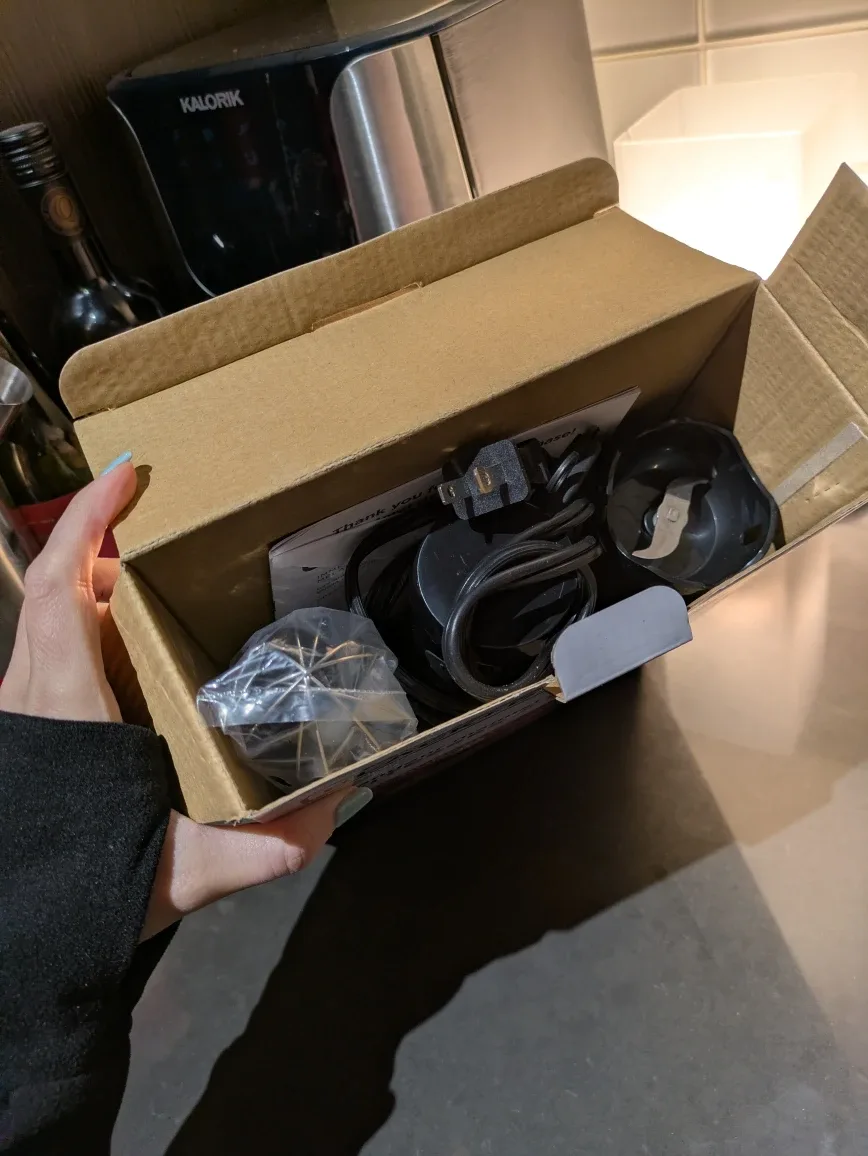 Electric Blender & Whisk - 2-Speed image indicator(2)