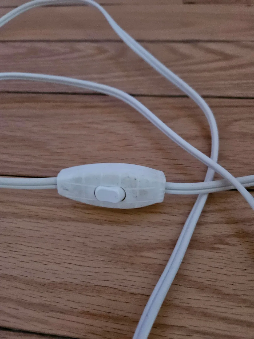 Floral Patterned Glass Shade Table Lamp image indicator(2)