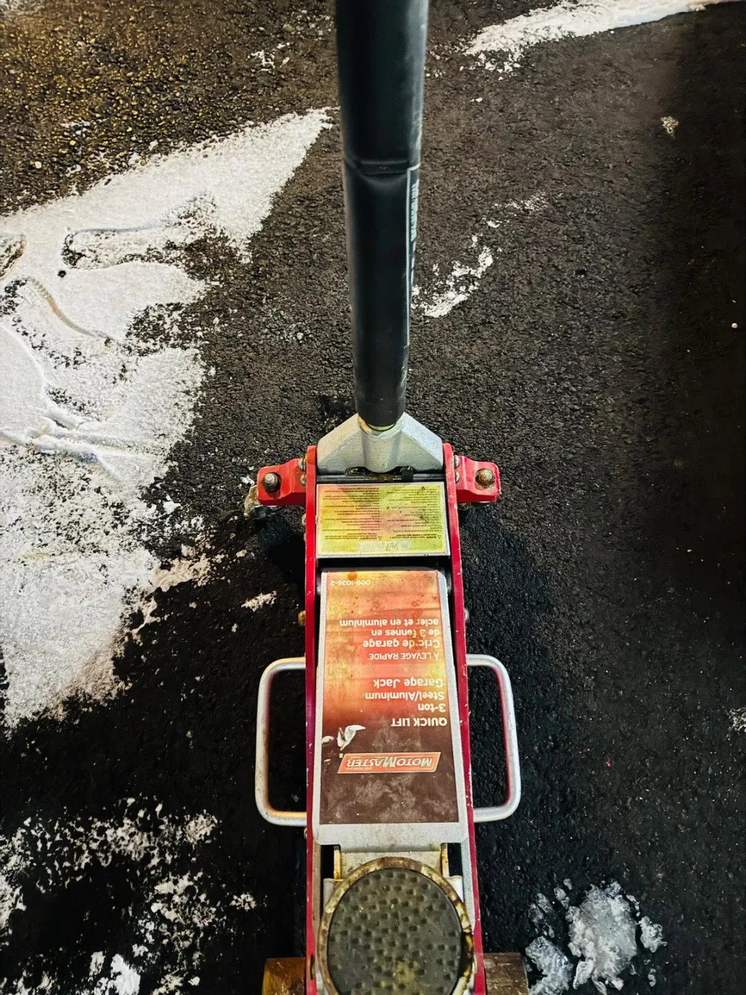 MotoMaster Quick Lift 3-Ton Garage Jack