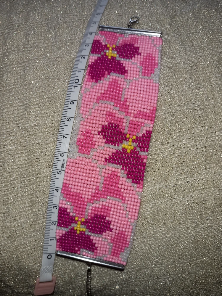 Handmade Beaded Flower Bracelet - photo 3