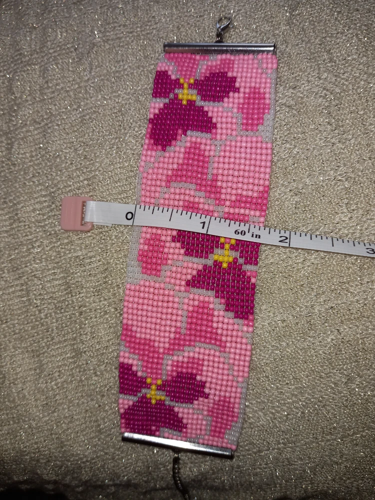 Handmade Beaded Flower Bracelet - photo 5