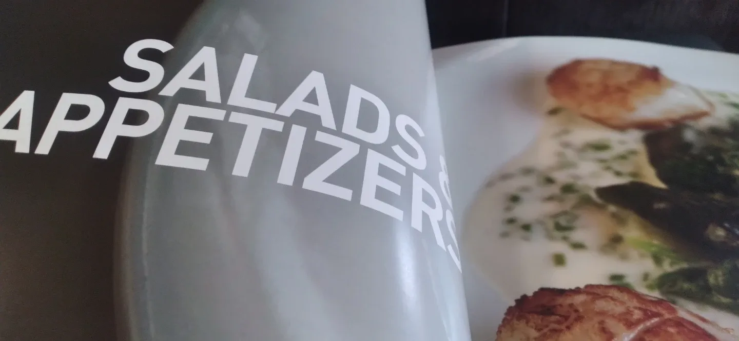 COOKBOOK - STRAIGHT FROM THE LINE - SOFTCOVER image indicator(4)