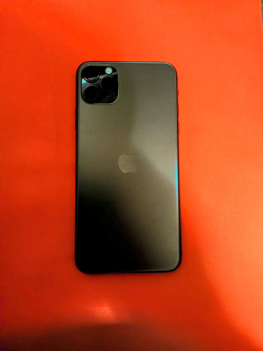 iPhone 11 Pro Max - 256GB - UNLOCKED - Space Grey - photo 4