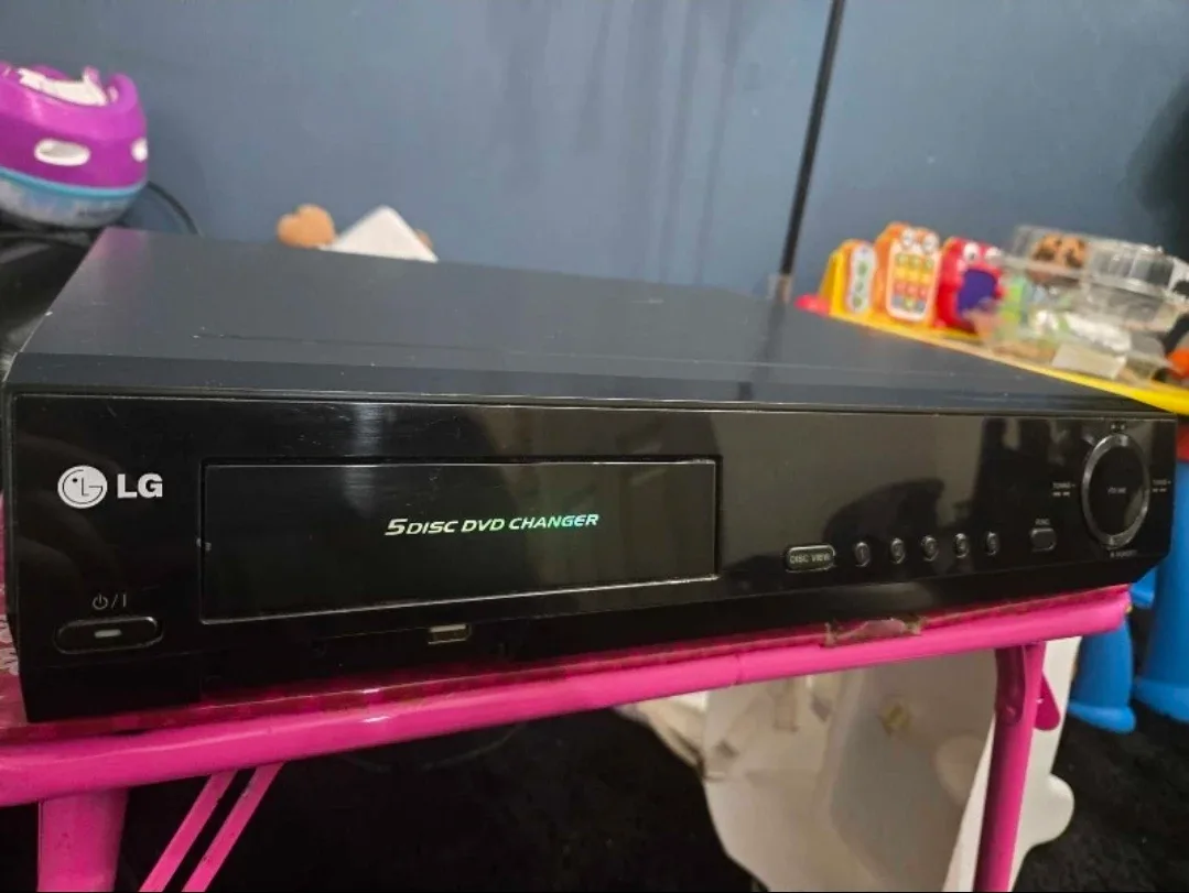 LG 5 Discs DVD Receiver
