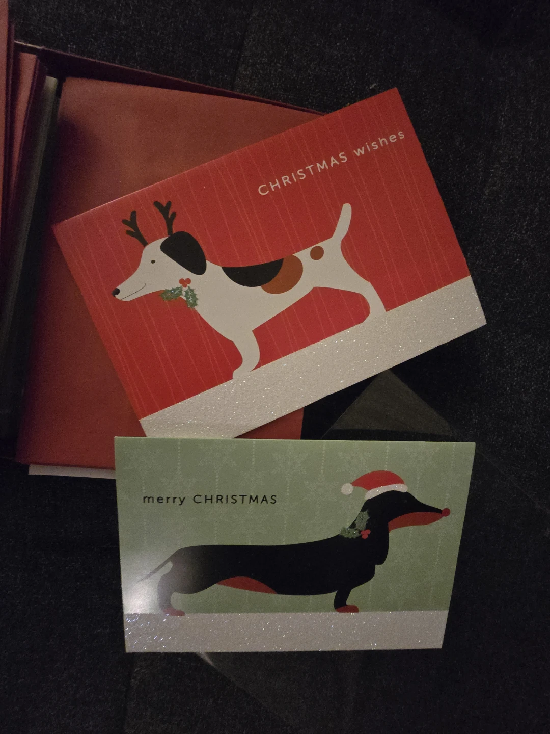 17 Christmas Cards with Dog Designs - photo 3