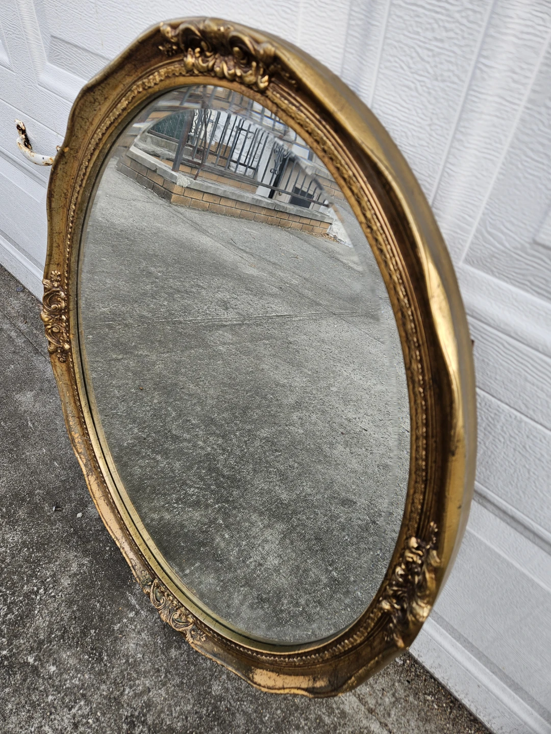 Gold mirror - photo 2