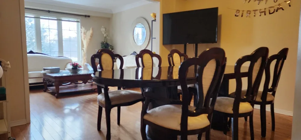 Antique Style Living Room Set image indicator(4)