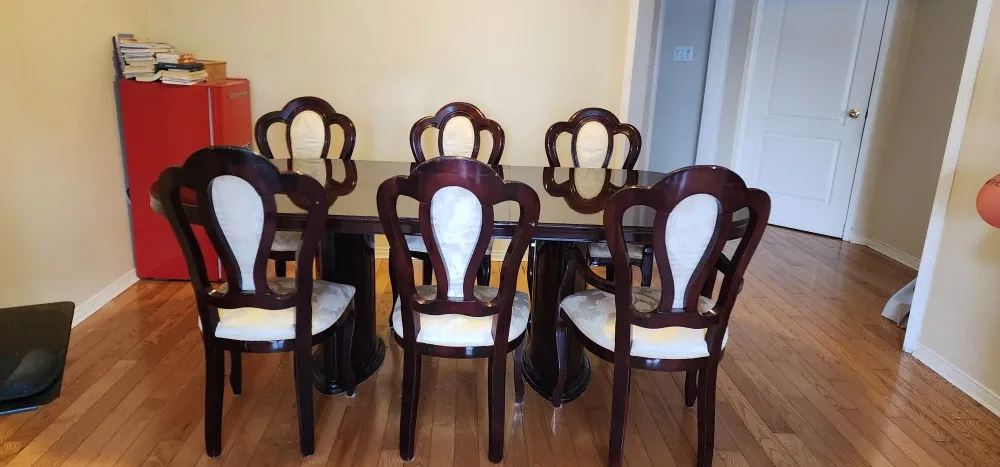 Antique Style Living Room Set image indicator(6)