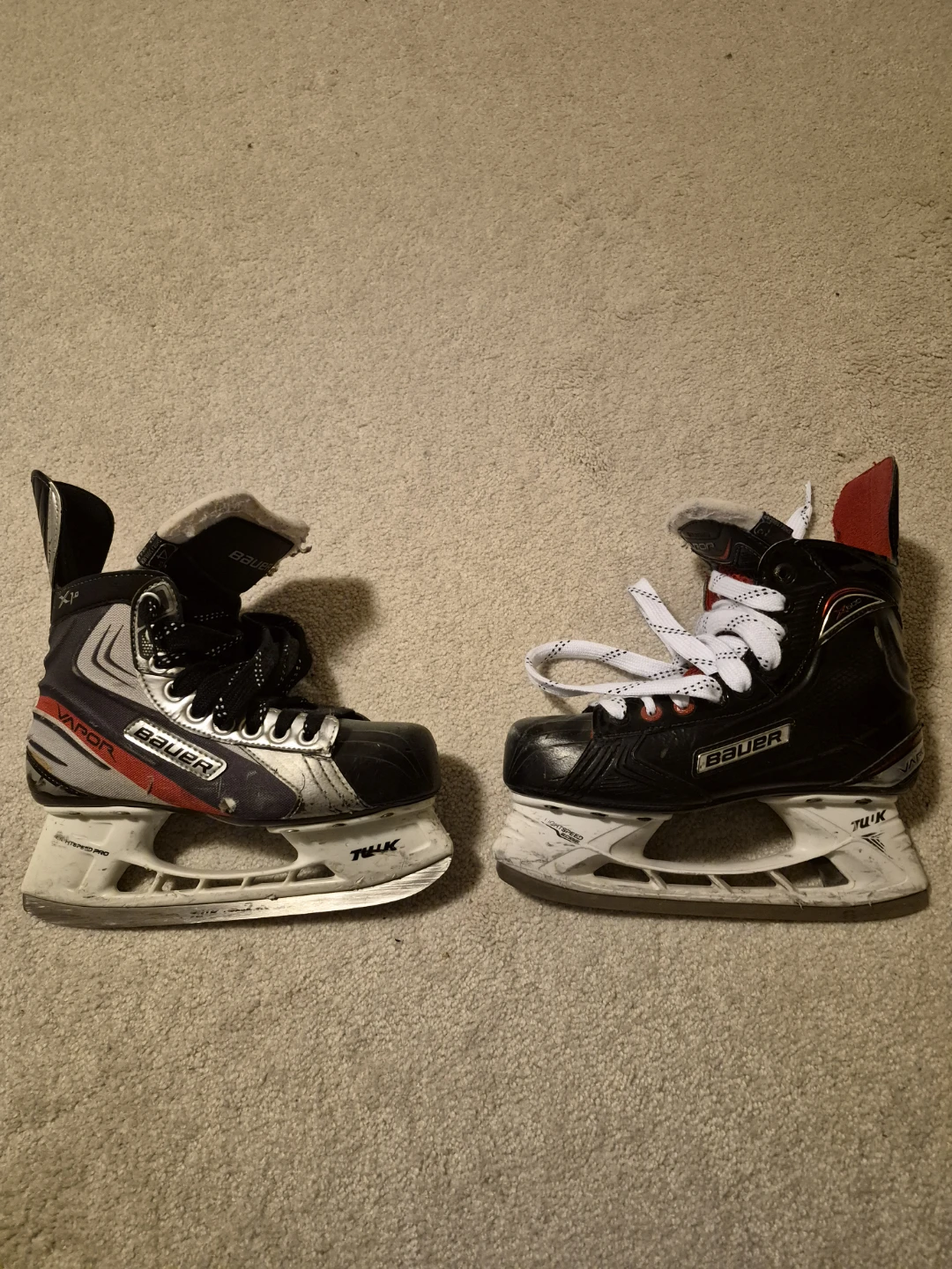 Bauer Vapor Hockey Skates Size 4 and 5
