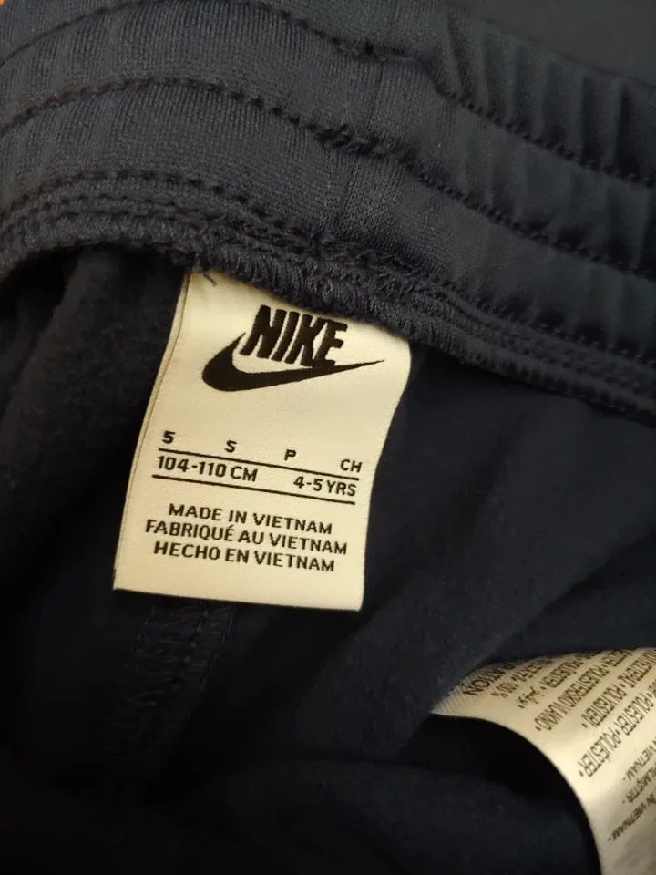 New Nike kids Tracksuit Size S-4/5T Blue image indicator(2)