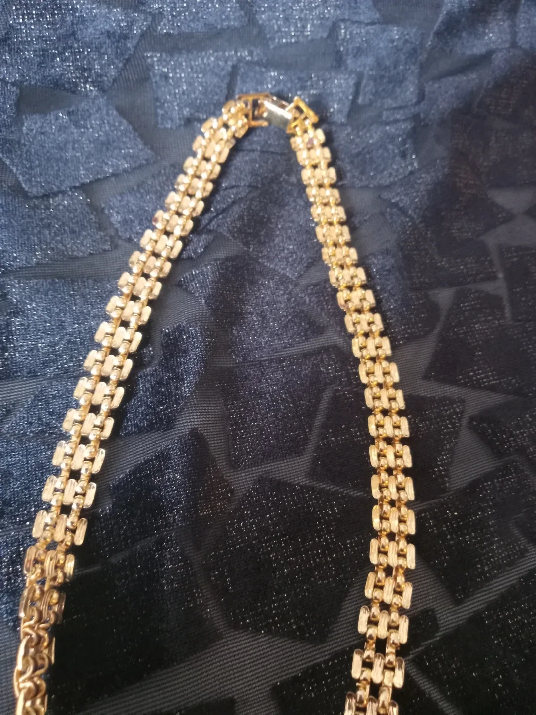 Necklace and Bracelet Set image indicator(7)