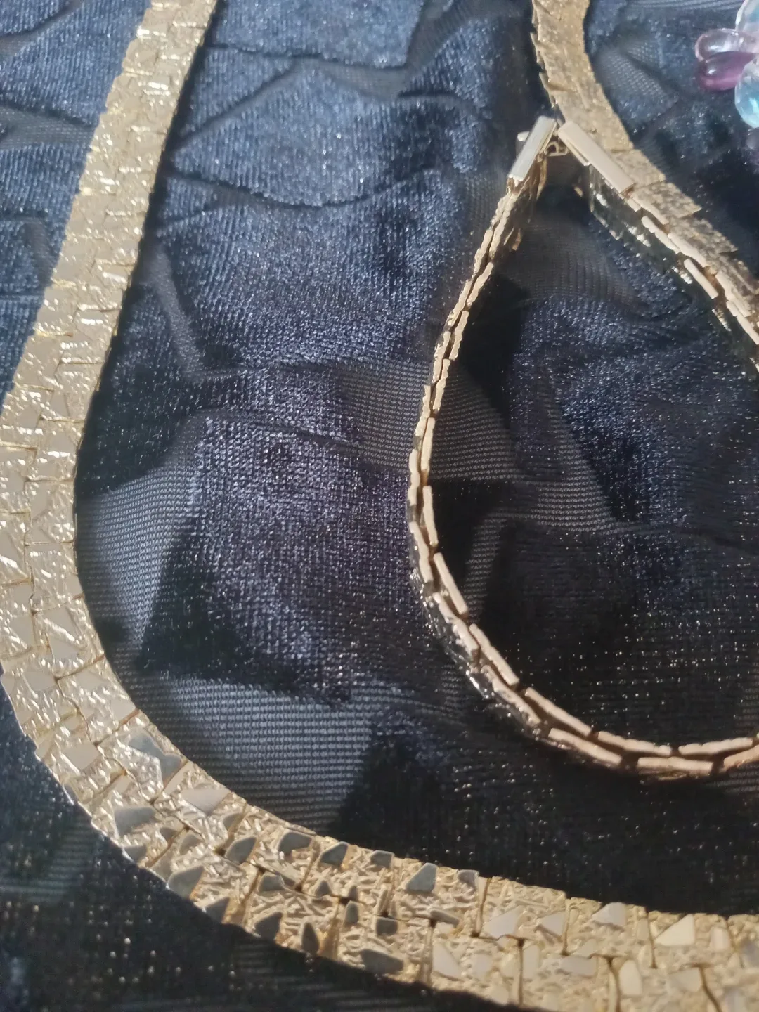 Necklace and Bracelet Set image indicator(10)