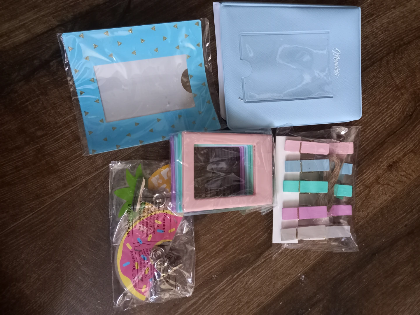 Fujifilm Instax Mini 7+ Instant Camera Bundle - photo 3