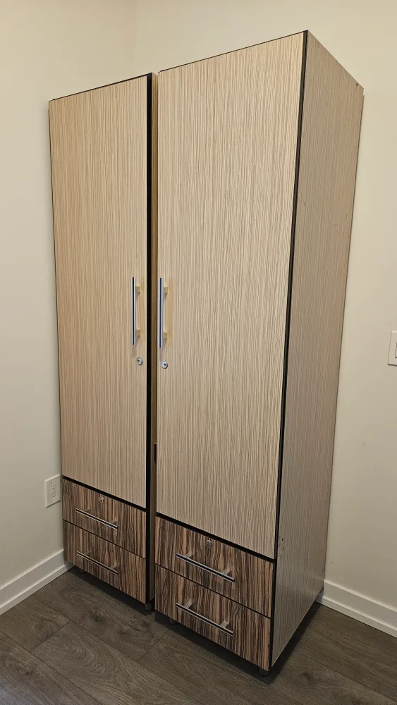 Wardrobe with Drawers
