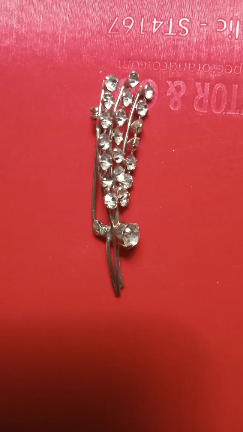 Vintage Floral Brooch