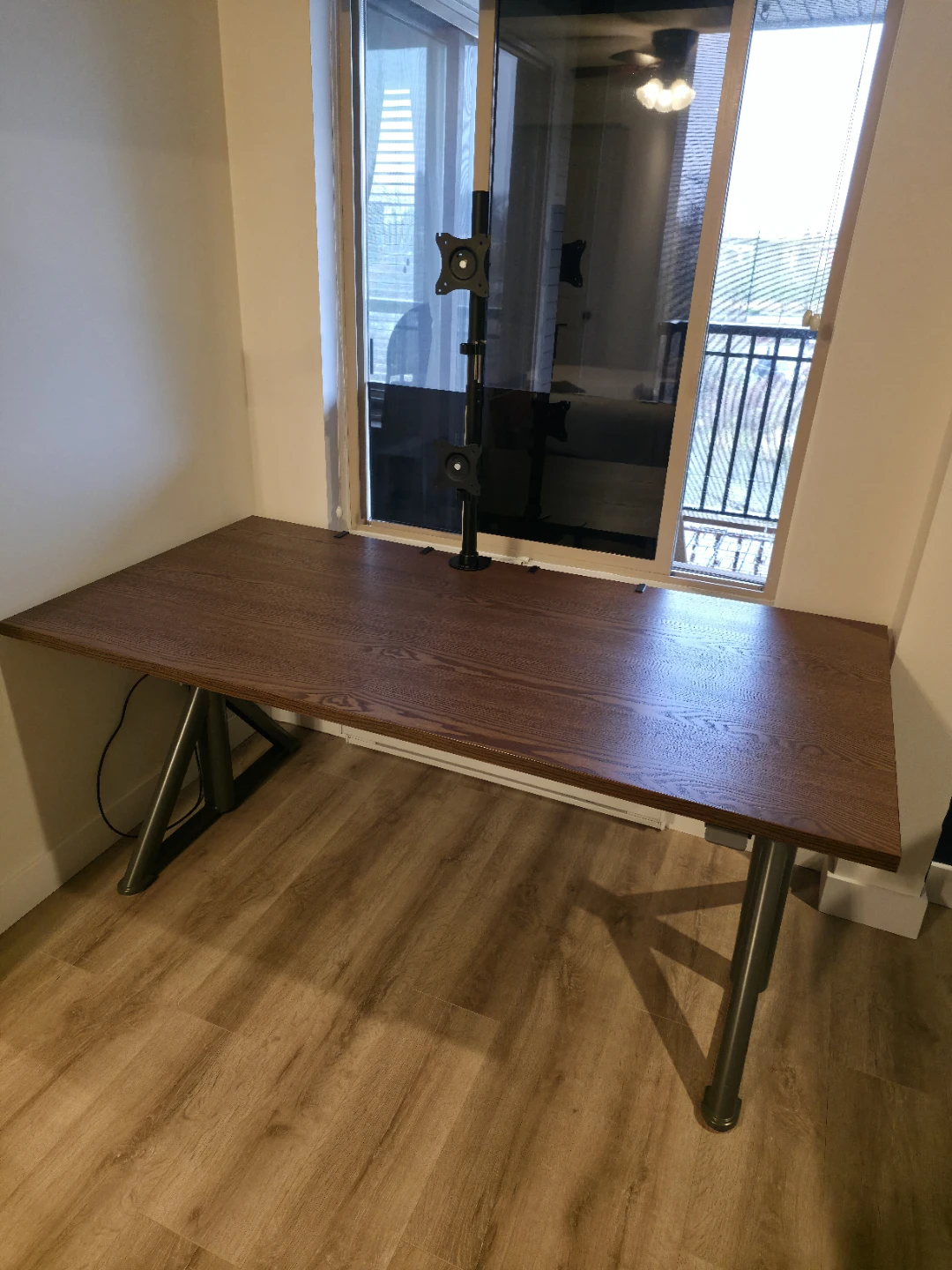 Electric Sit/Stand Desk - photo 3