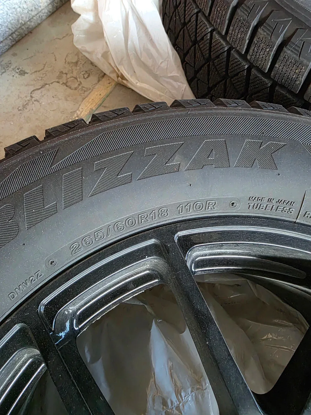 Snow Tires c/w Rims image indicator(2)