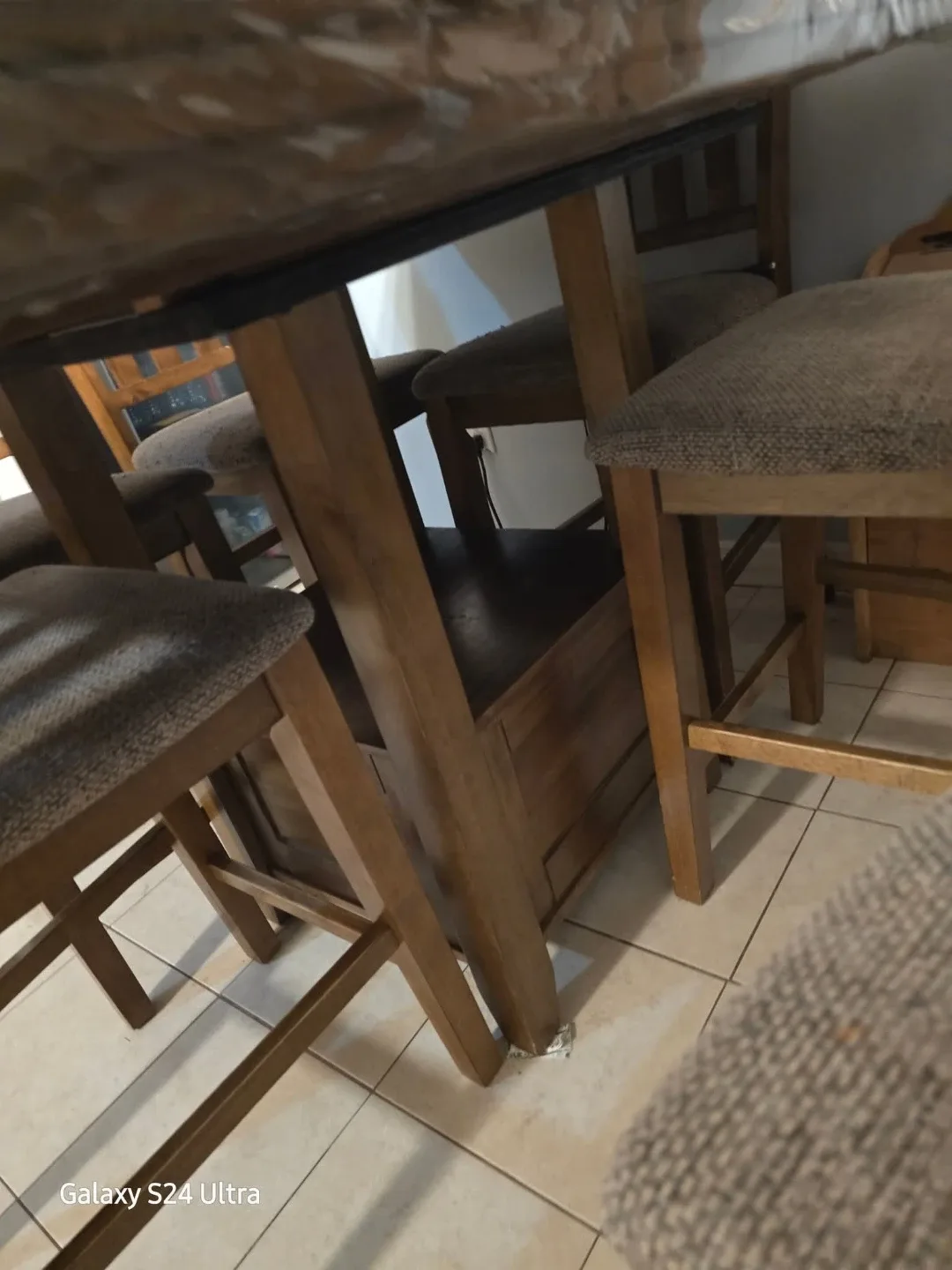 Dining Table and Chairs Set image indicator(3)