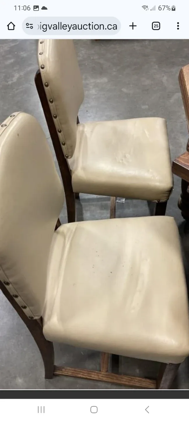 ANTIQUE OAK DINING TABLE AND 6- LEATHER CHAIRS image indicator(3)