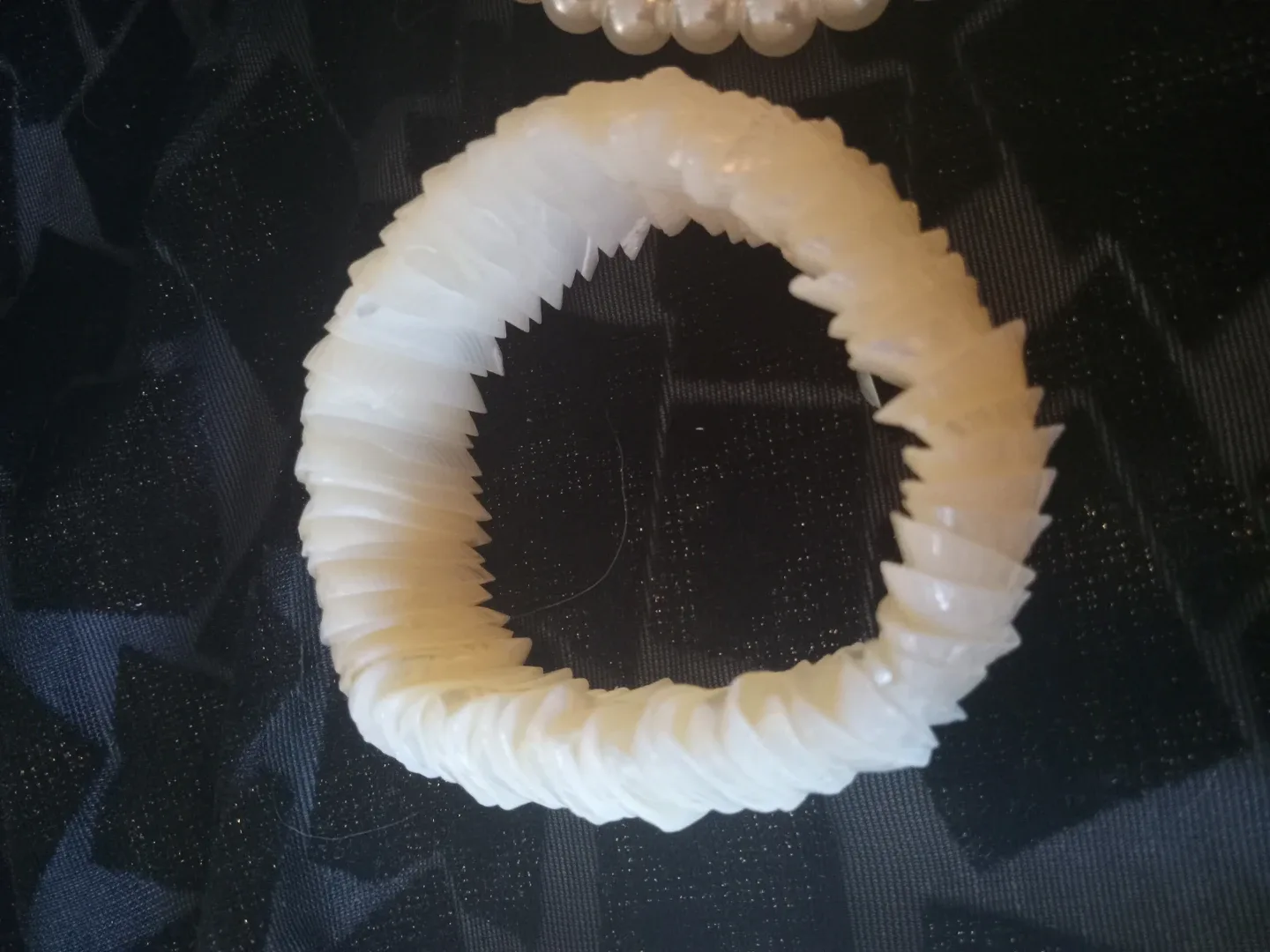 Pearl Necklace & Bracelet Set image indicator(3)